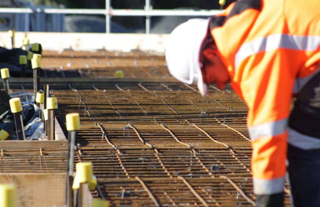 MSE Wall with Interbloc